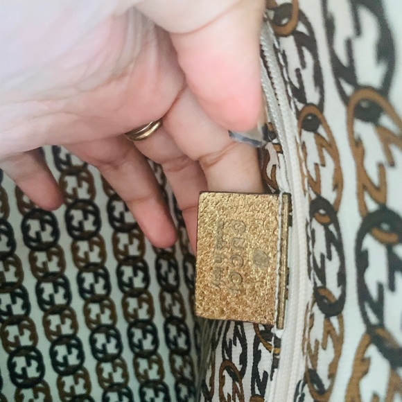 Authentic Gucci Canvas Shoulder bag - Picture 9 of 12